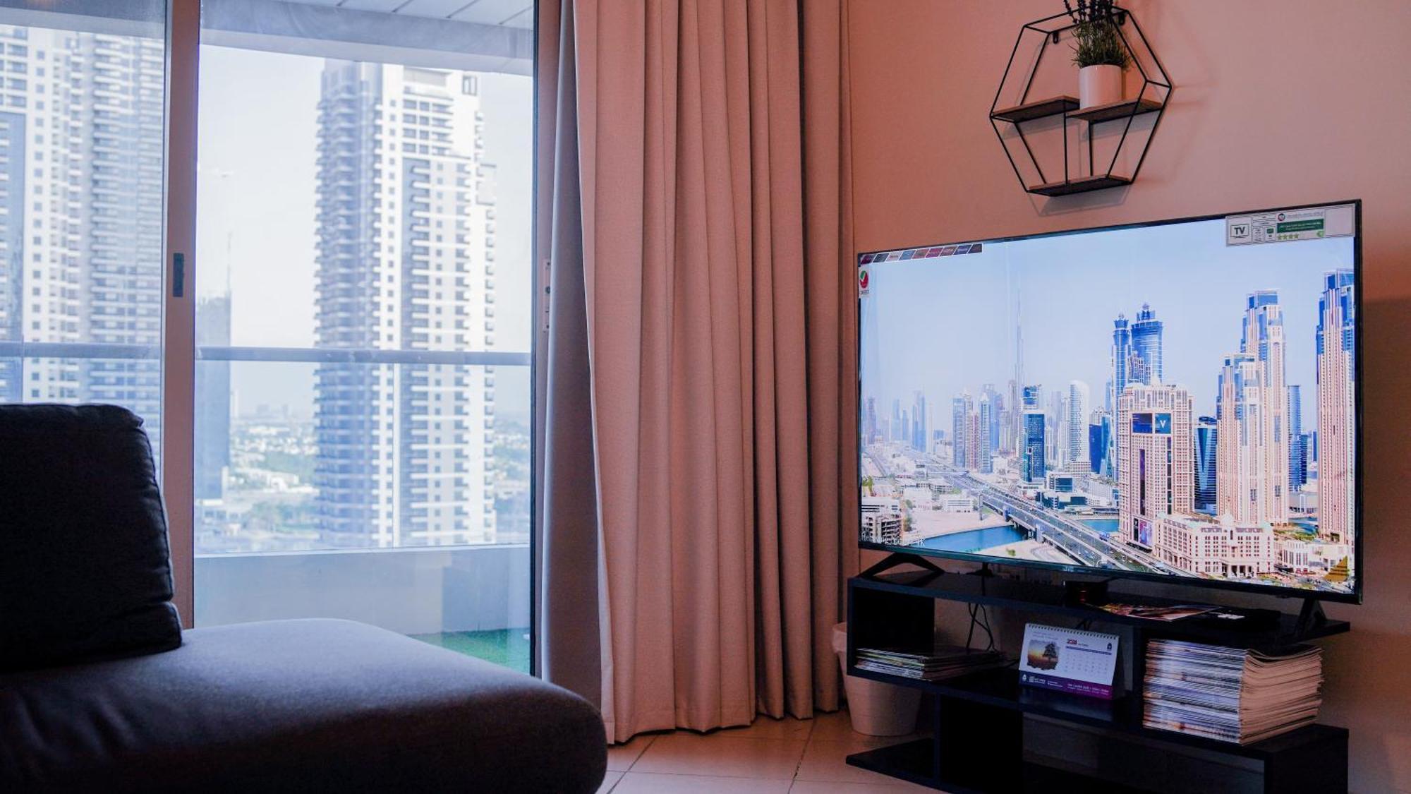 Spacious 2 Bed Apt At Marina High Floor Dubai Buitenkant foto